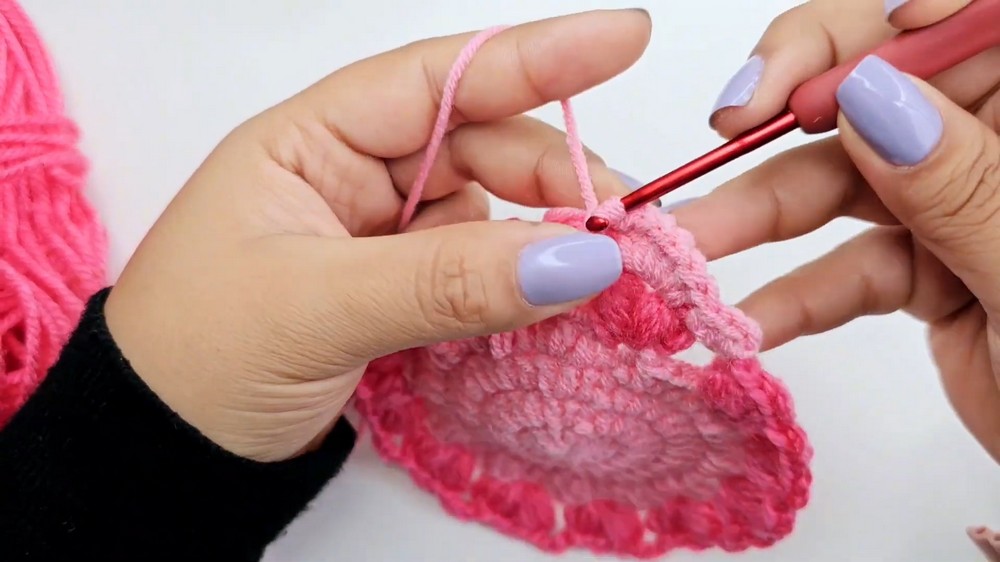 Cute Crochet Coaster With Hearts Pattern 5