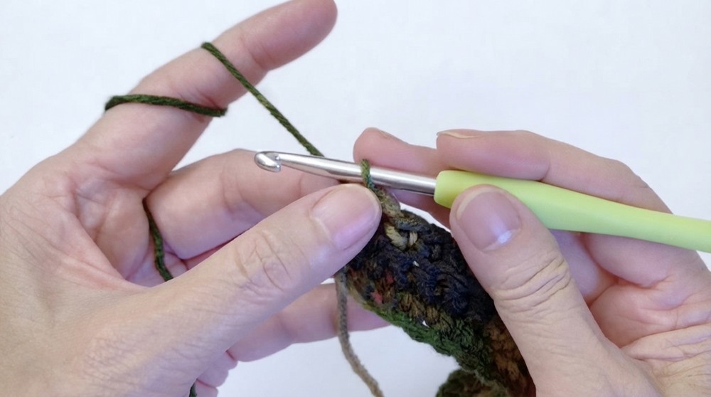 Easy Crochet Ribbed Hat Pattern 3