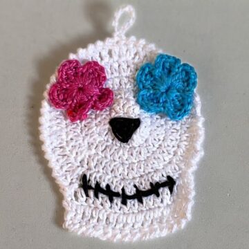 Easy Crochet Sugar Skulls Pattern 7
