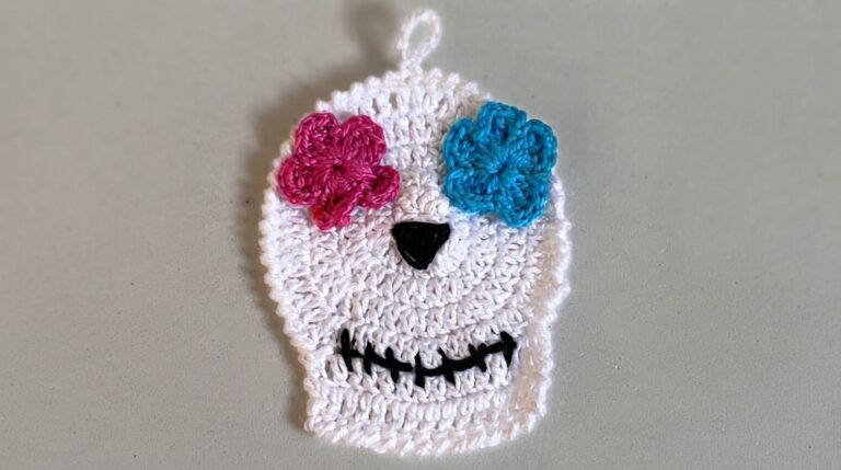 Easy Crochet Sugar Skulls Pattern 7