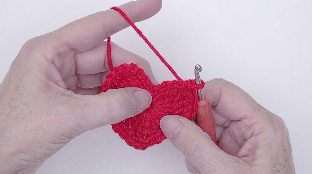 Heart Shape Crochet Ornaments Pattern 5