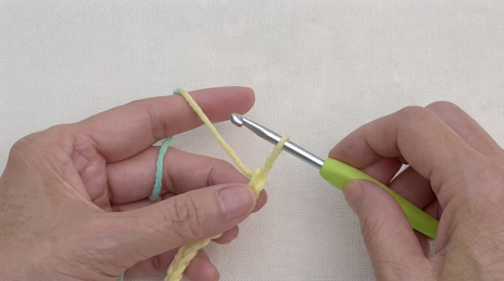 How To Double Crochet Stitch Pattern 1