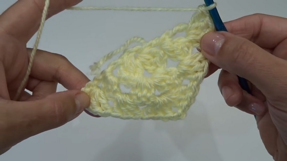 Quick Crochet Head Bandanas Pattern 3