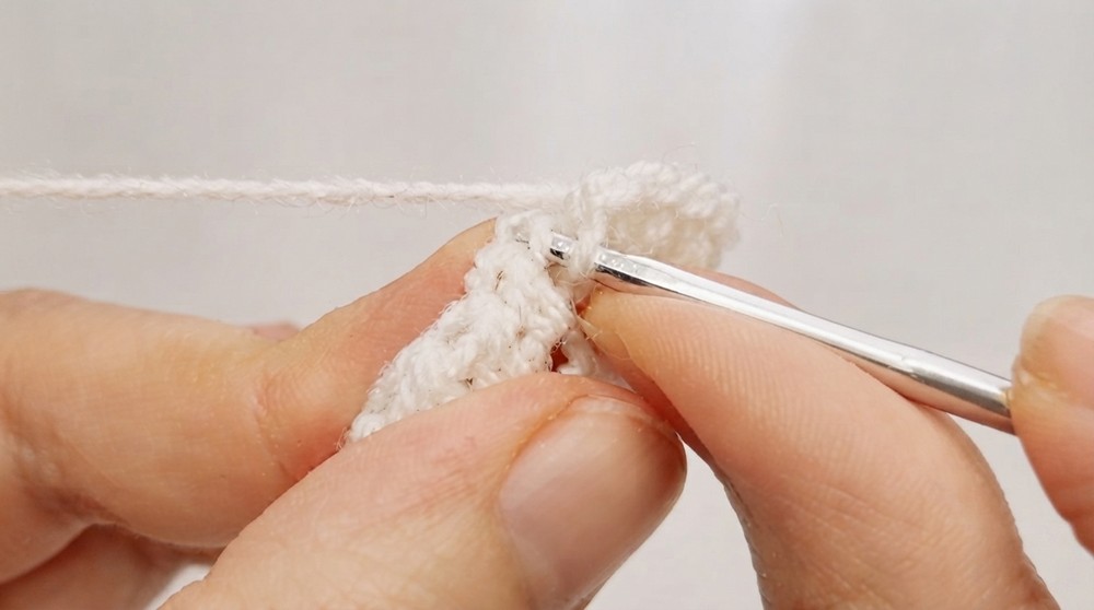 Crochet Ghost Applique Pattern 3