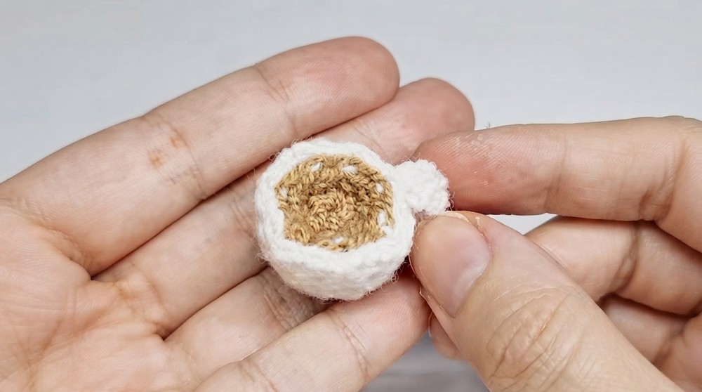 Crochet Tea Cup Bookmark Pattern 5