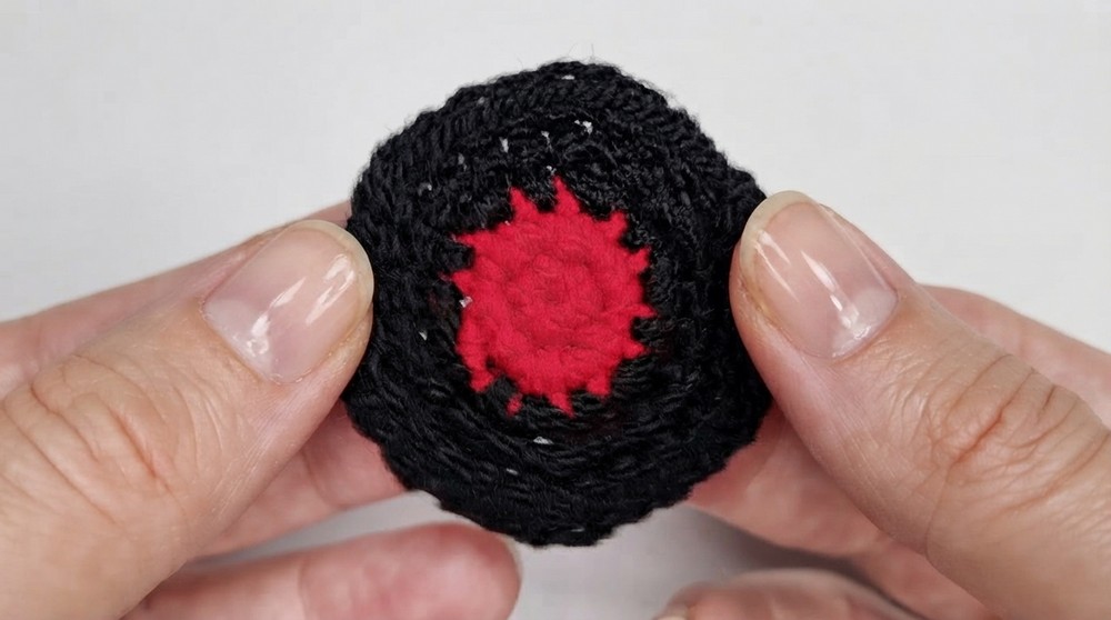Crochet Vinyl Record Keychain Pattern 4