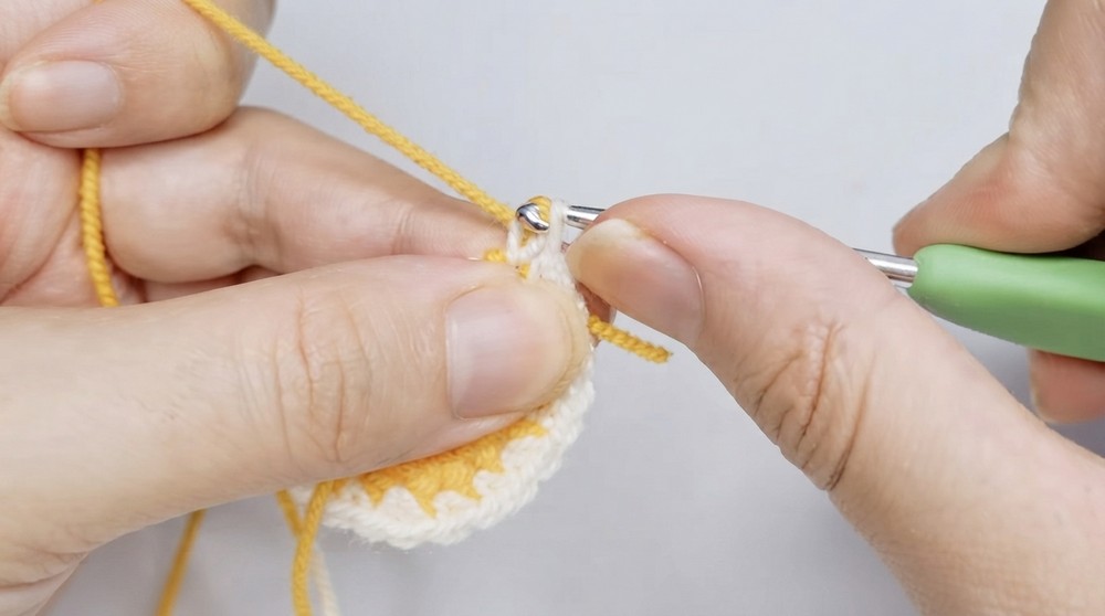 Cute Crochet Lemon Bookmark Pattern 2