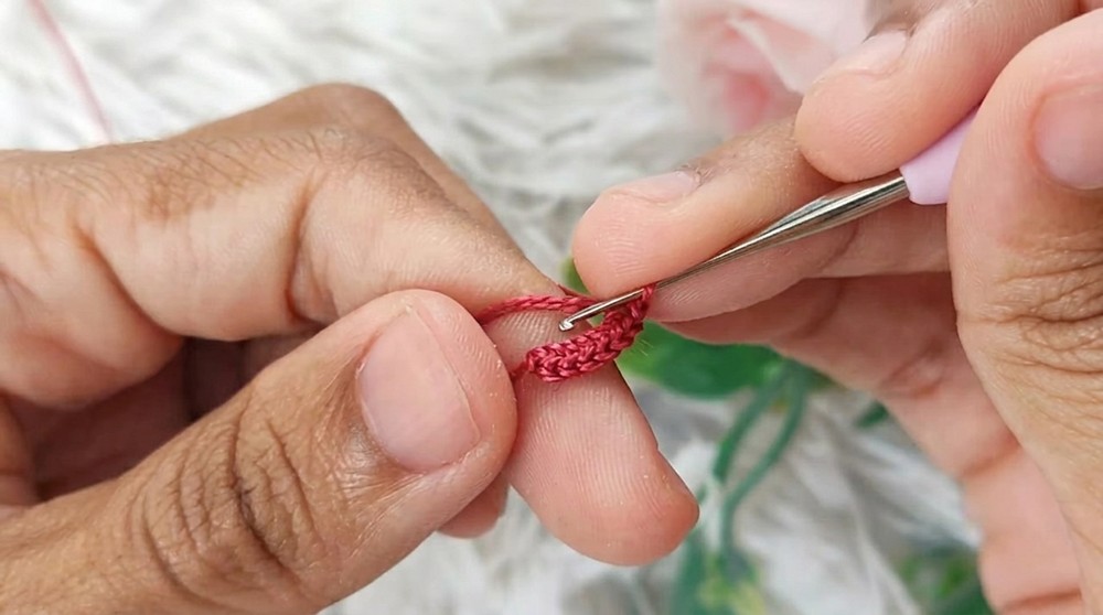 Easy Crochet Mandala Earrings Pattern (2)