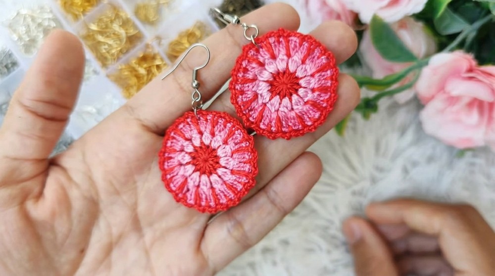Easy Crochet Mandala Earrings – Free Pattern (5)