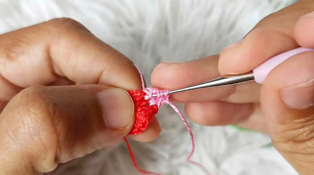 Easy Crochet Mandala Earrings – Free Pattern (7)