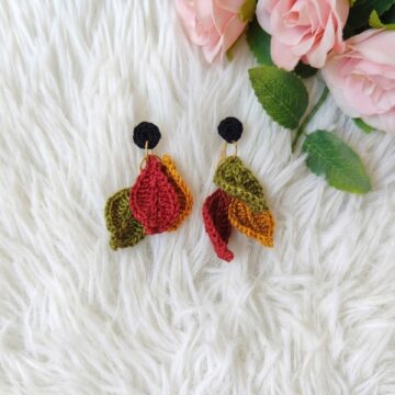 How To Crochet Autumn Leaf Earrings (4)