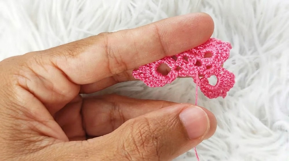 How To Crochet Butterfly Earrings (4)