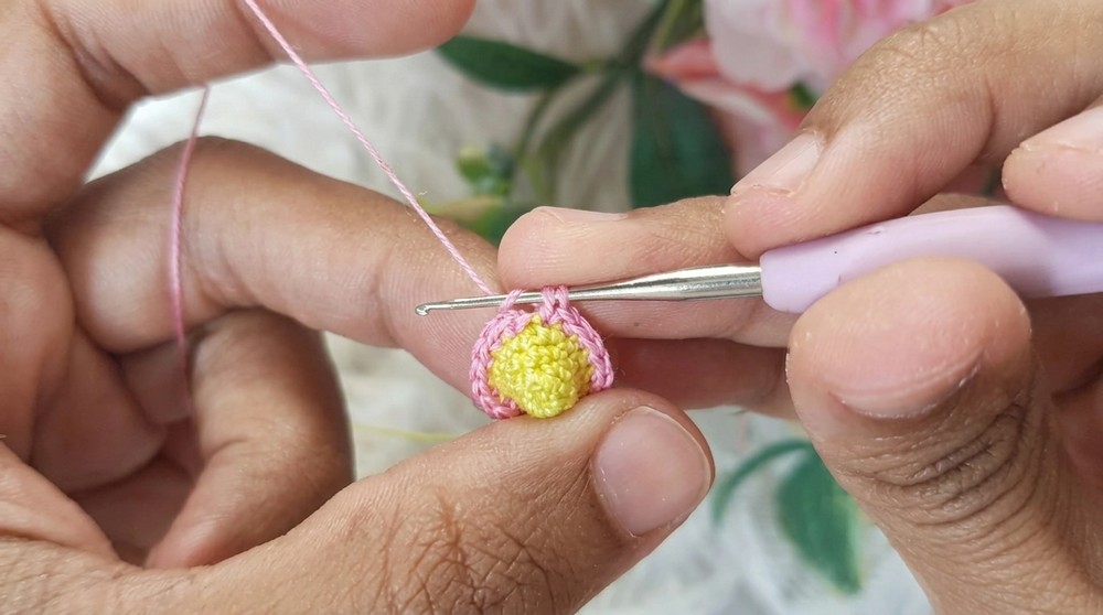 How To Crochet Cute Fish Earrings (8)