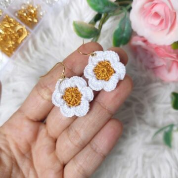 How To Crochet Daisy Flower Earrings (4)
