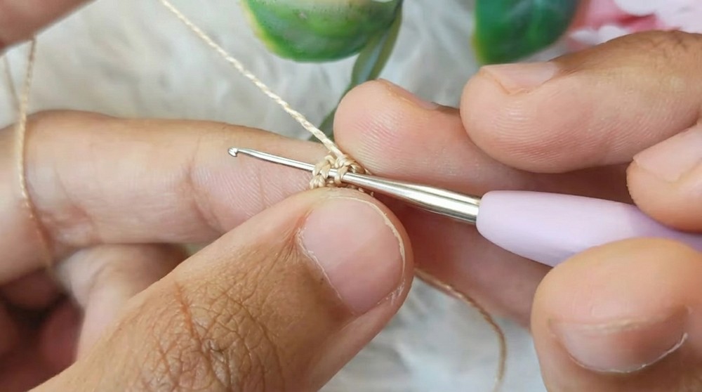How To Crochet Easy And Beautiful Earrings (3)