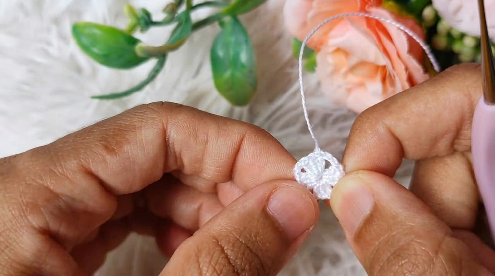 How To Crochet Granny square Earrings (2)