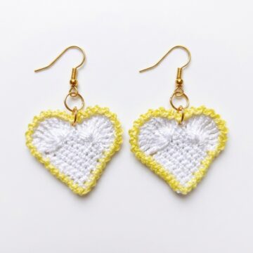 How To Crochet Heart Earrings (7)