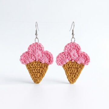 How To Crochet Ice Cream Cone Earrings (8)