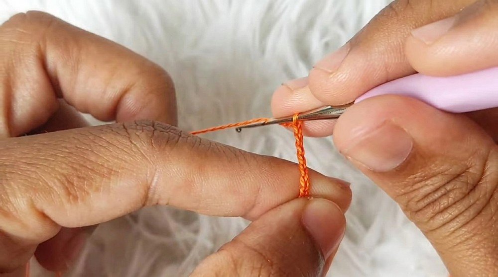 How To Crochet Kitten Earrings (6)