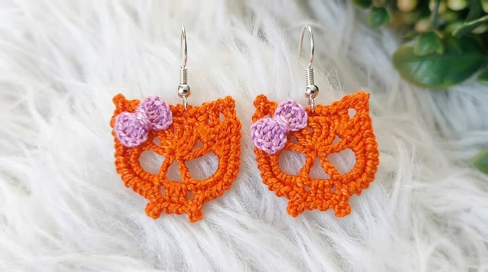 How To Crochet Kitten Earrings
