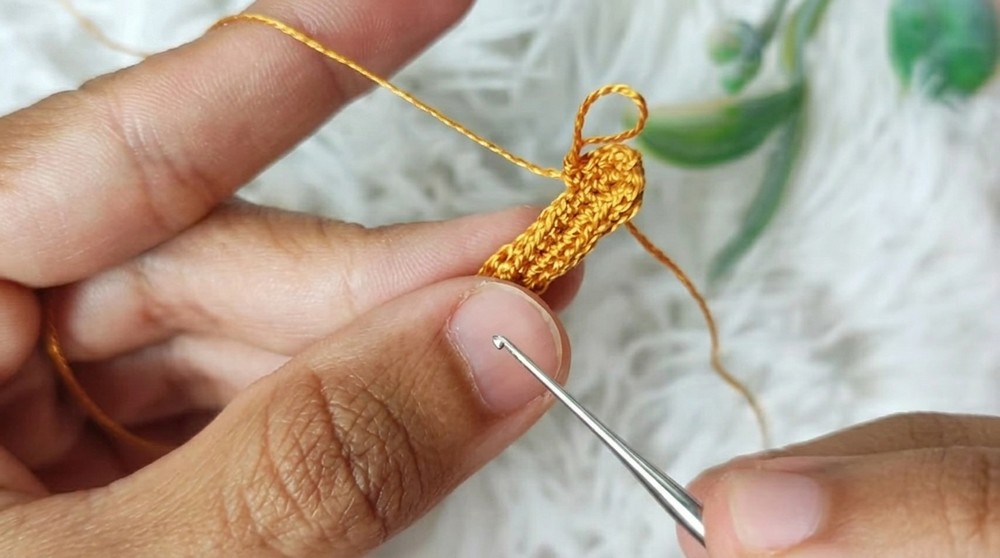 How To Crochet Popsicle Earrings (7)