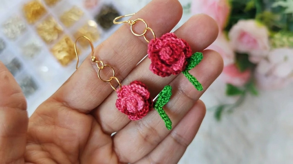 How To Crochet Rose Earrings (5)