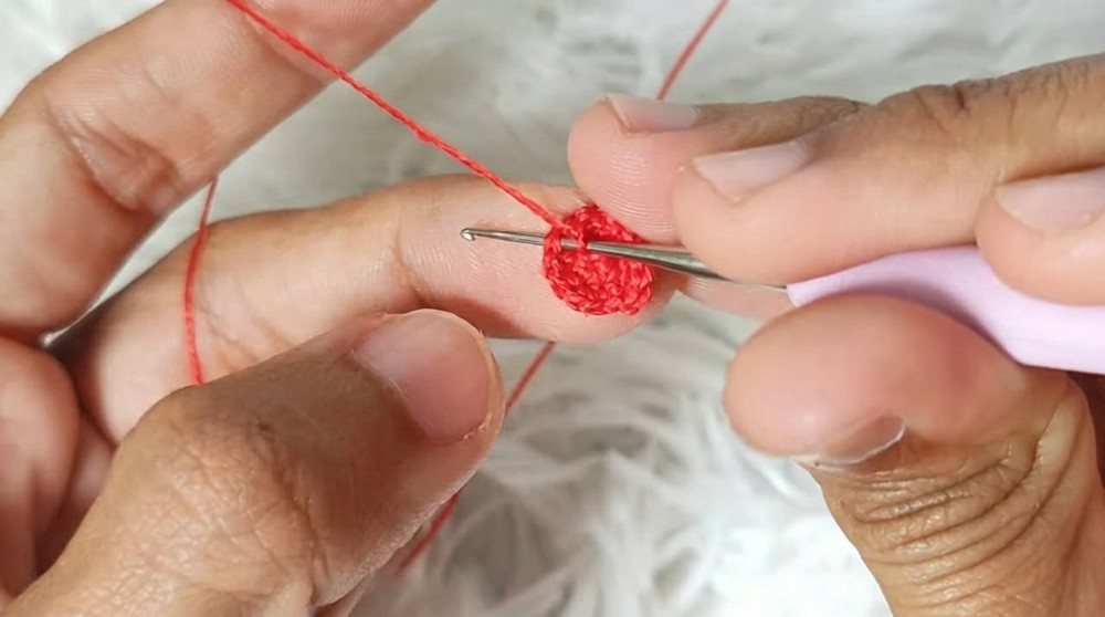 How To Crochet Santa Claus Gloves earrings