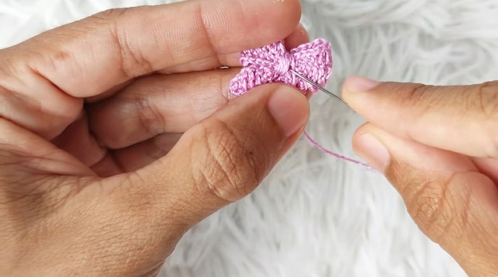 How to Crochet Cute Butterfly Earrings Pattern (9)