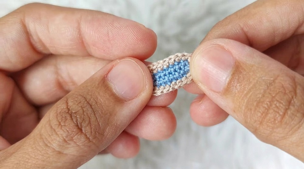 How to Crochet Cute Slipper Earrings Pattern (3)