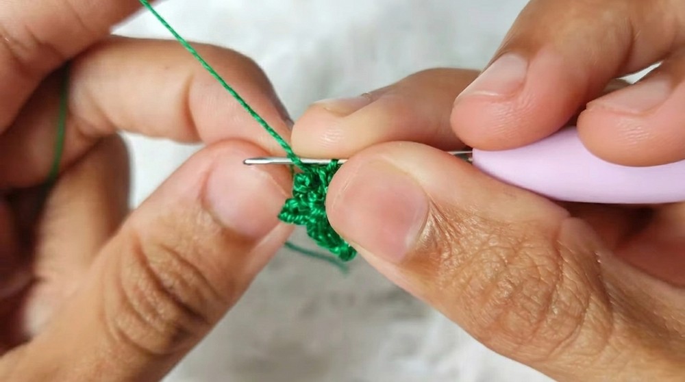 How to Crochet Halloween Earrings