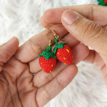 How to Crochet Strawberry Earrings – Easy Pattern (8)