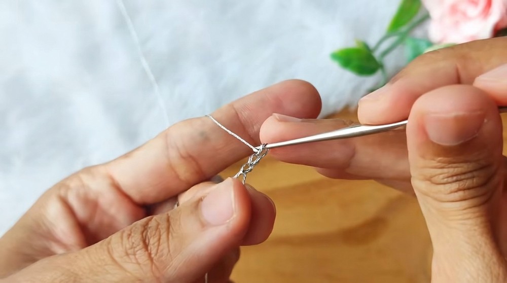How to Crochet Wire Flower Earrings – Free Pattern (3)