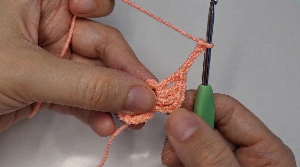 Amazing Crochet 5-Petal Flower Pattern 4