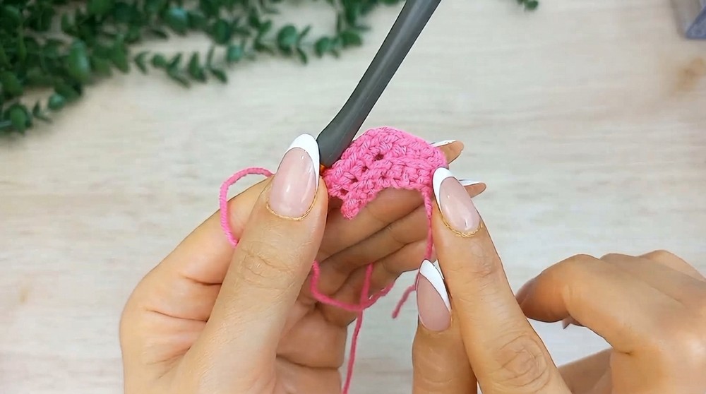 Amazing Crochet Bookmark Pattern 3