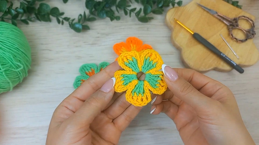 Beautiful Crochet Flower Pattern 6
