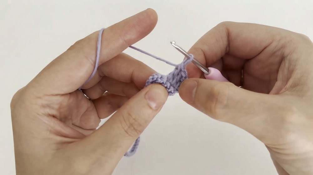 Beautiful Crochet Headband Pattern 2