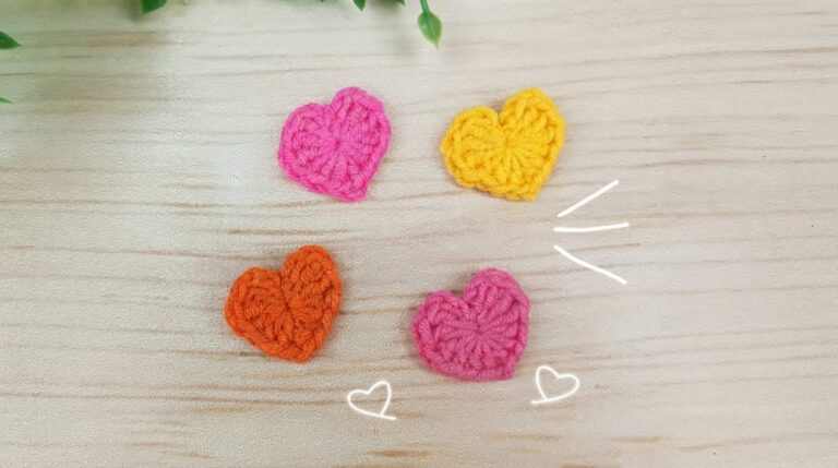 Beautiful Crochet Mini Heart Pattern 5
