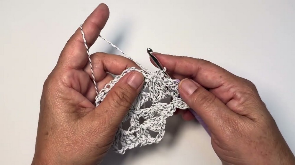 Beautiful Crochet Snowflake Pattern 4