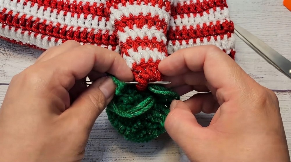 Crochet Christmas Santa Hat Pattern 6