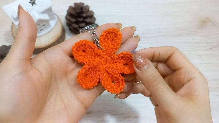Crochet Flower Keychain Pattern 6