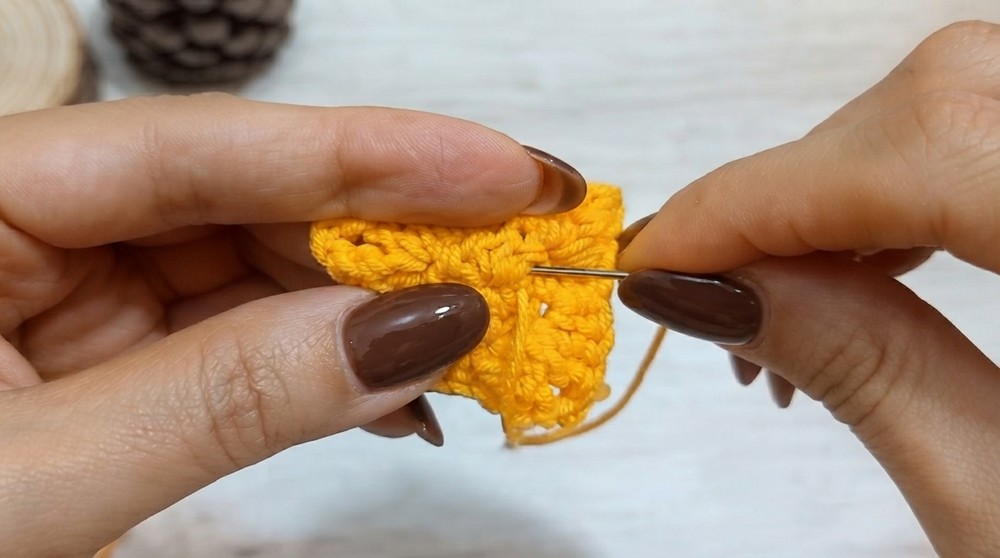 Crochet Little Star Ornament Pattern 5