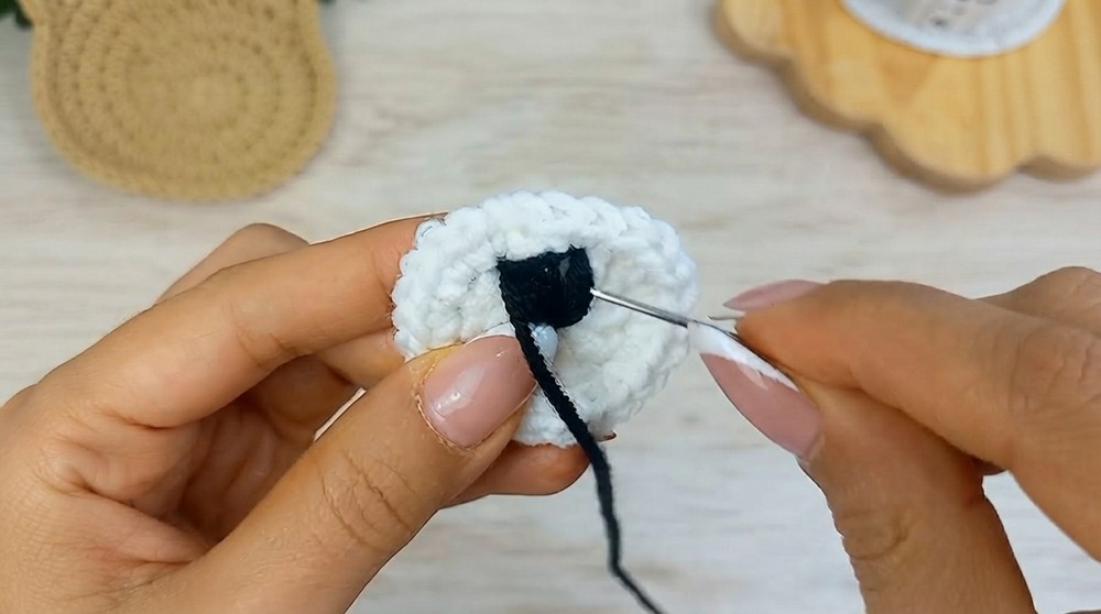 Crochet Small Bear Pouch Pattern 5