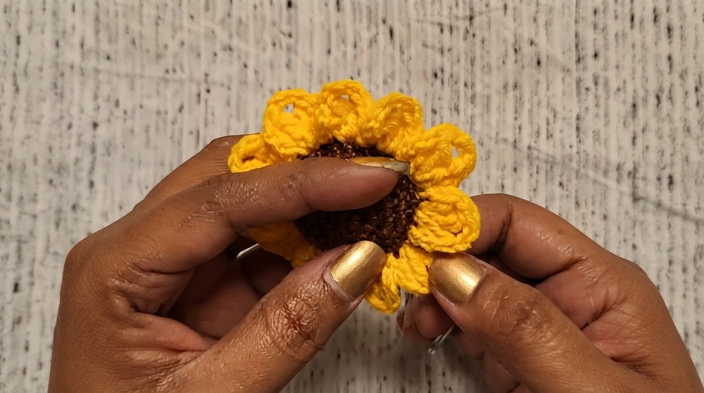 Crochet Sunflower Keychain Pattern 5