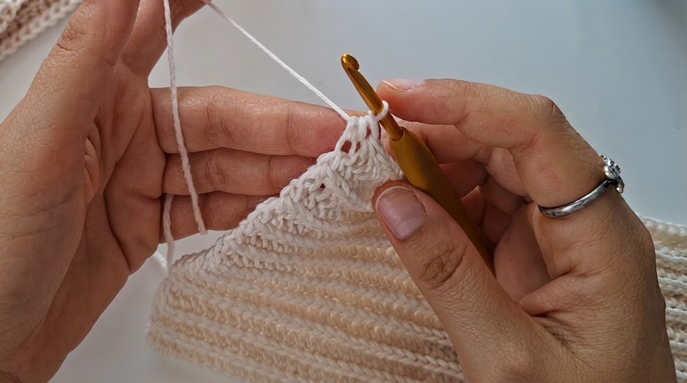 Crochet Twisted Headband Pattern 4