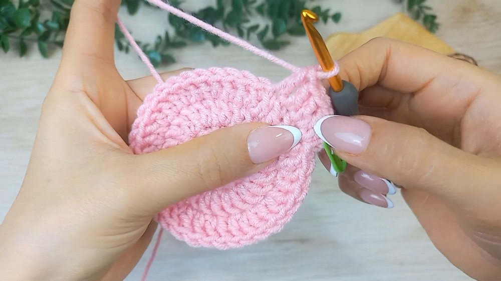 Cute Crochet Cat Coaster Pattern 4
