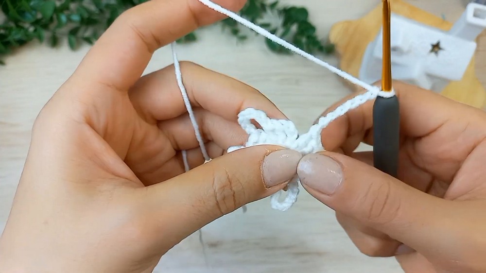 Cute Crochet Simple Flower Pattern 4