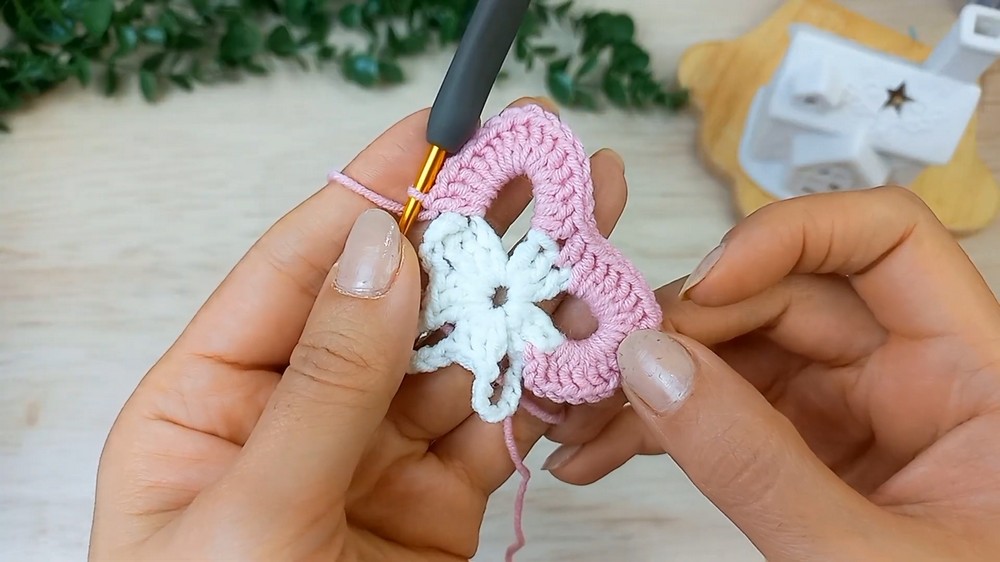 Cute Crochet Simple Flower Pattern 5