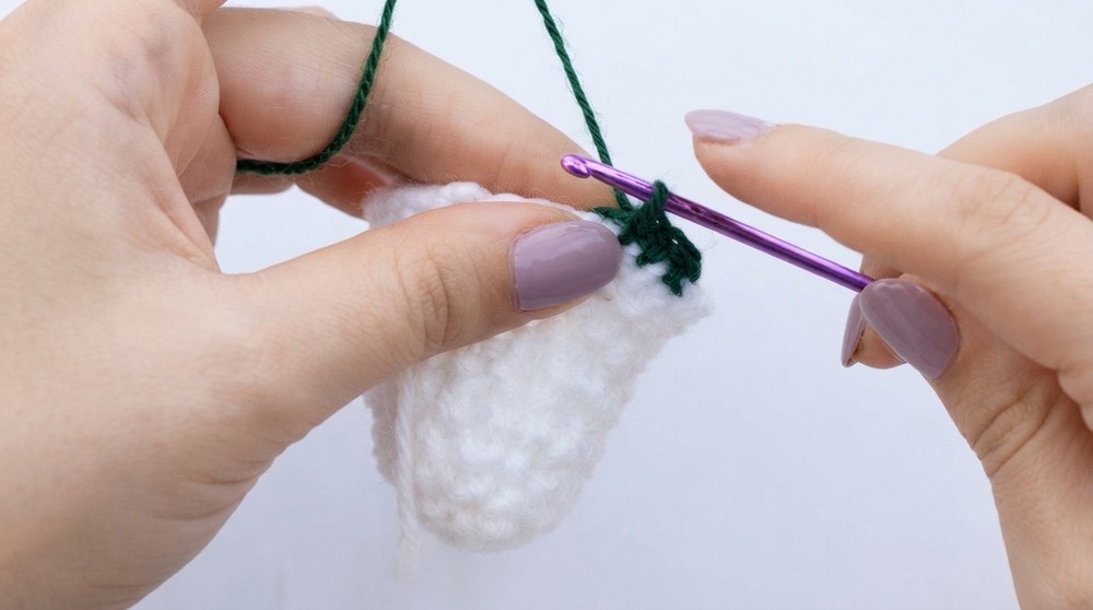 Easy Crochet Christmas Bell Pattern 4