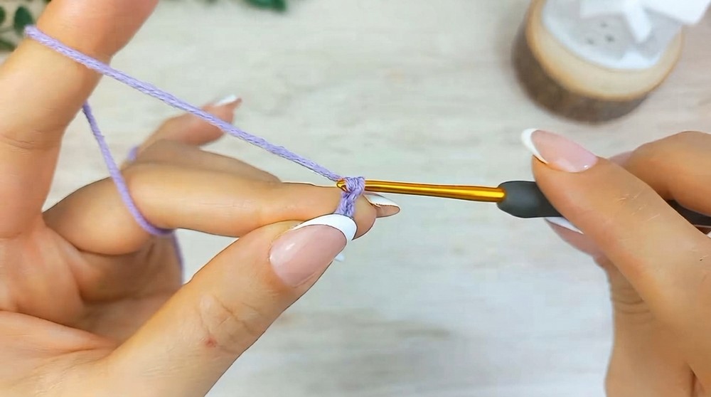 Easy Crochet Mesh Hairband Pattern 1