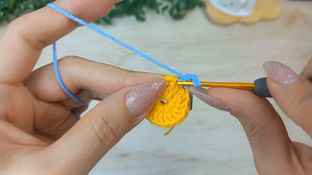 Easy Crochet Star Pouch Pattern 2